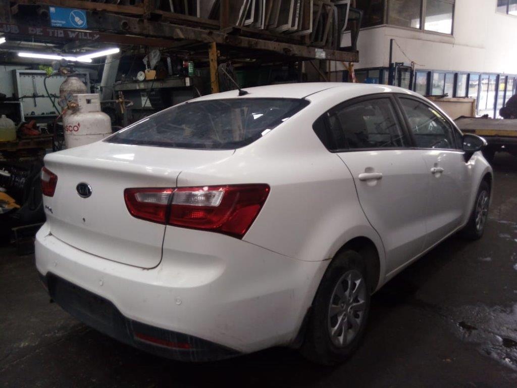  Kia RIO 2012    EN DESARME